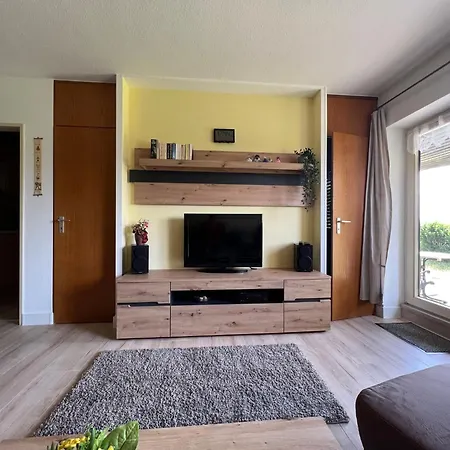 דירה Schwarzwaldblick-14 By Interhome סכונאץ'